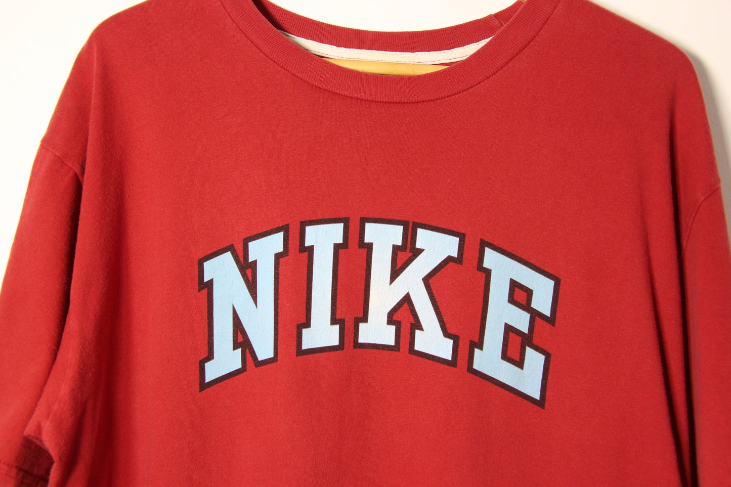 Vintage Red Nike Spellout T-shirt - XL