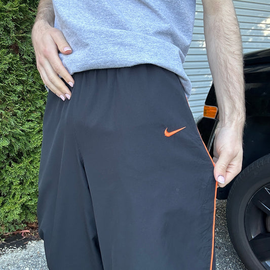 Vintage Nike Black Track Pants - M