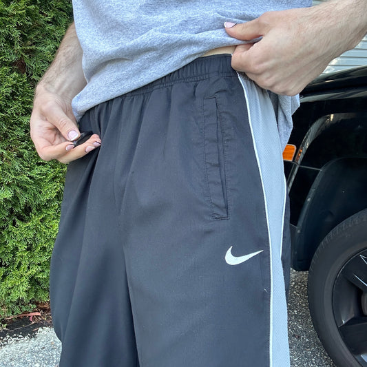 Vintage Black NIke Track Pants - L