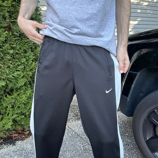 Vintage Nike Black Track Pants - M