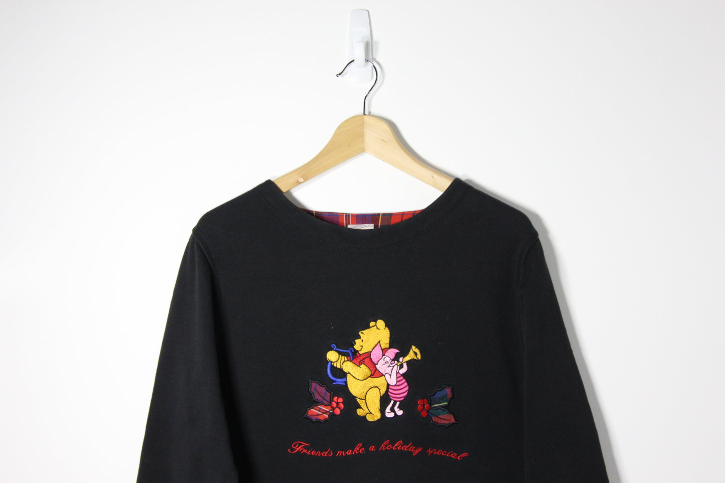 Vintage Winnie the Pooh Sweatshirt - L