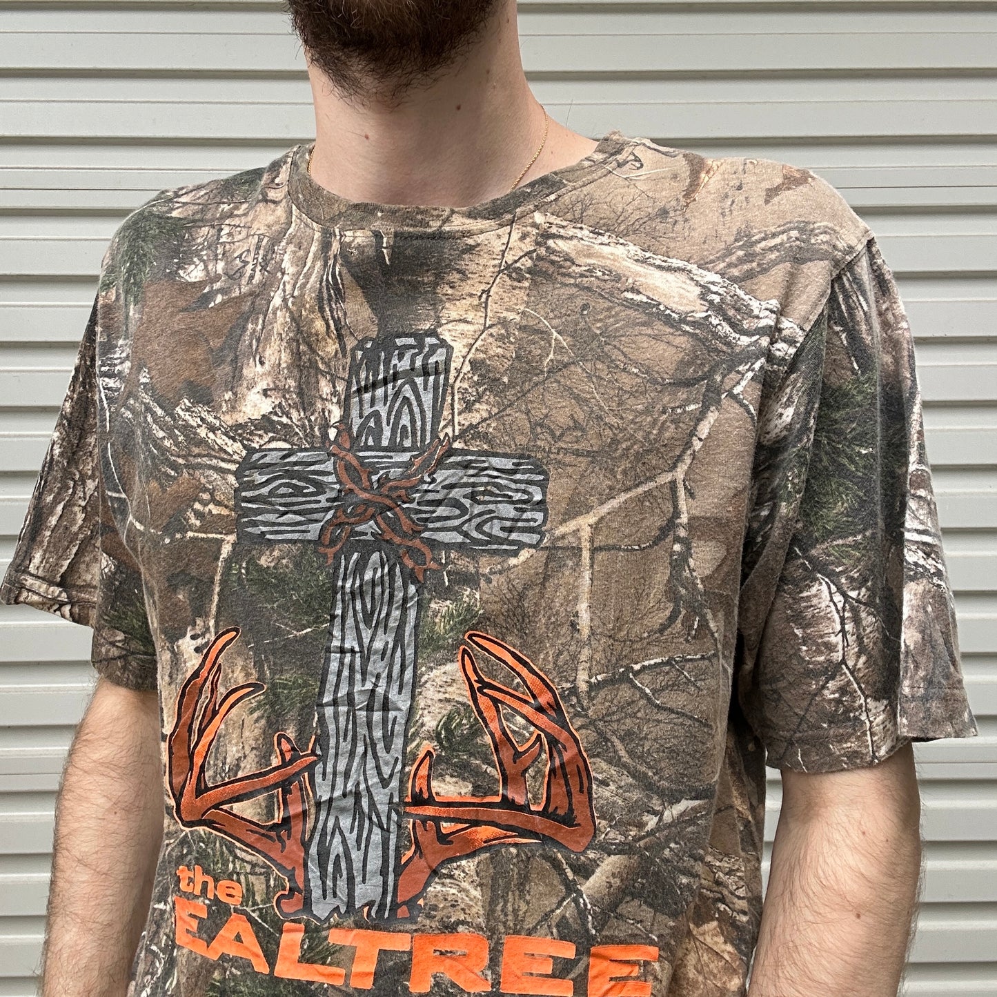 Vintage Realtree Camo Graphic Tee - M