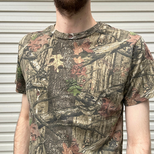 Vintage Realtree Camo Basic Tee - M