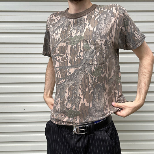 Vintage Realtree Camo Pocket Tee - L