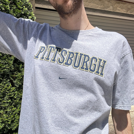 Vintage Pittsburgh Nike Graphic Tee - M