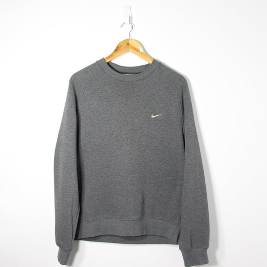 2000's Grey Nike Basic Sweatshirt - M