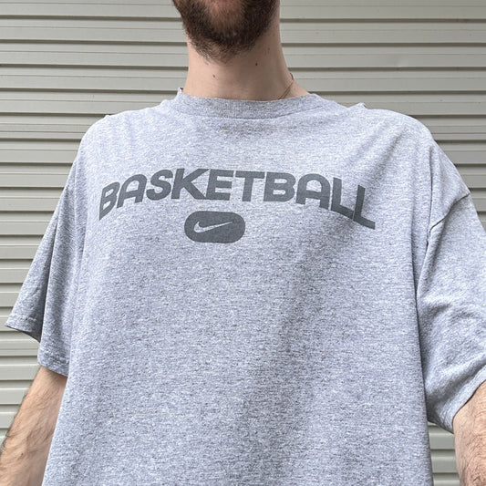 Vintage Nike Basketball Graphic Tee - XL