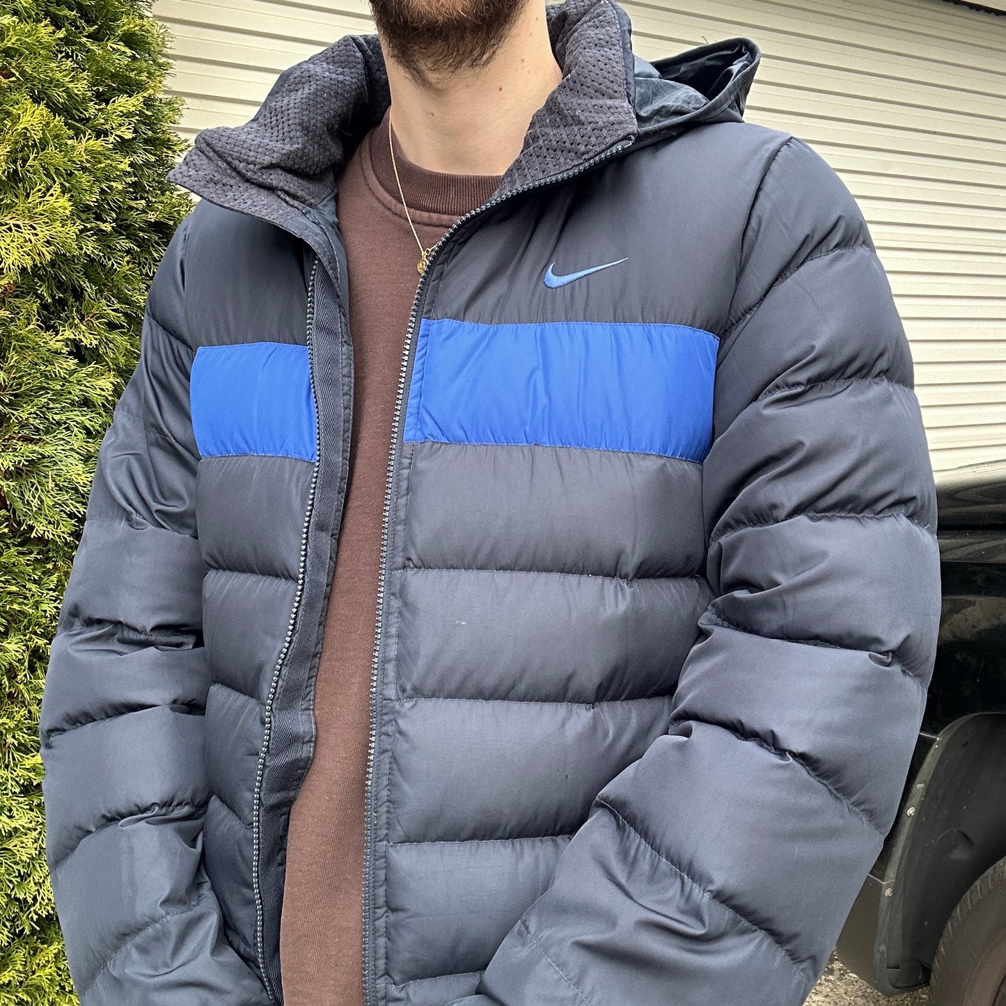 Vintage Navy Blue Nike Puffer Jacket - M