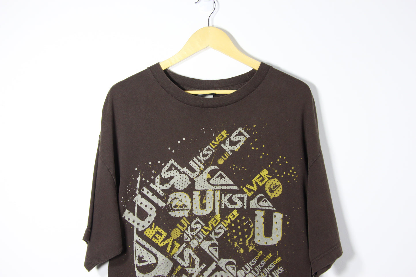 2000's Quiksilver Graphic Tee Brown - XL