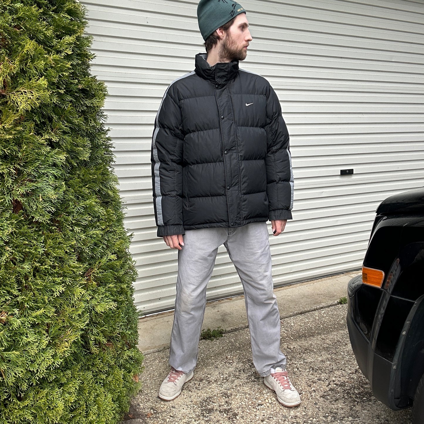 Vintage 2000's Black Nike Puffer Jacket - XL