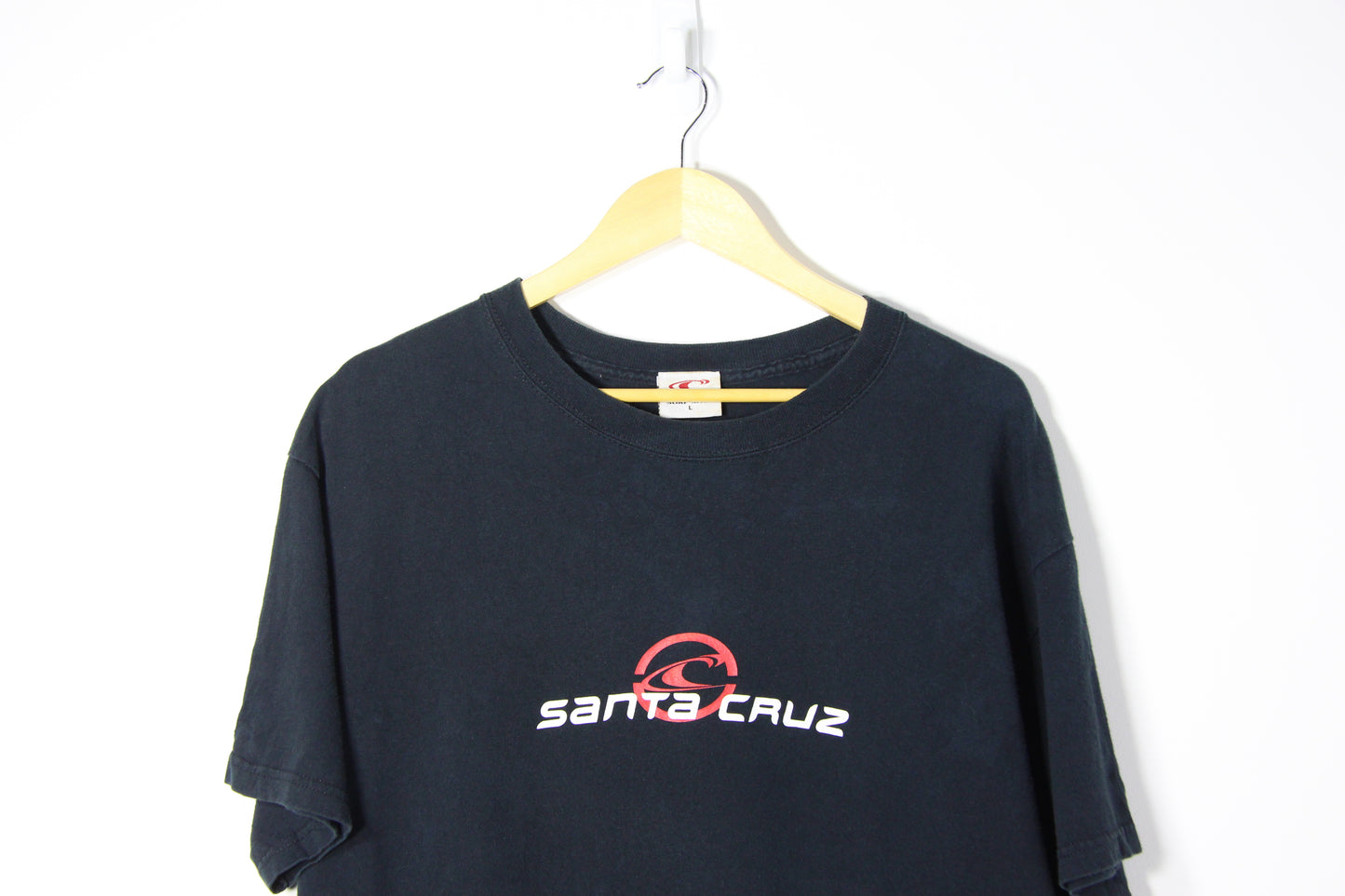 2000's Santa Cruz Graphic Tee - L