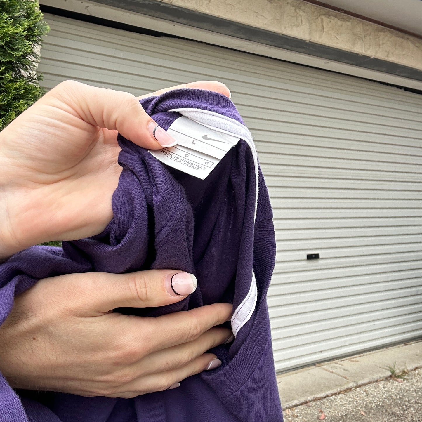 Vintage Purple Swoosh Logo Tee - L