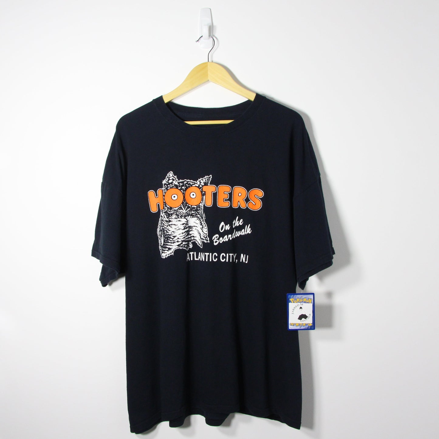 2000's Hooters Graphic Tee - XL